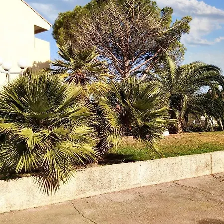 Апартаменты A Avec Piscine Commune - 30 M² Фрежюс
