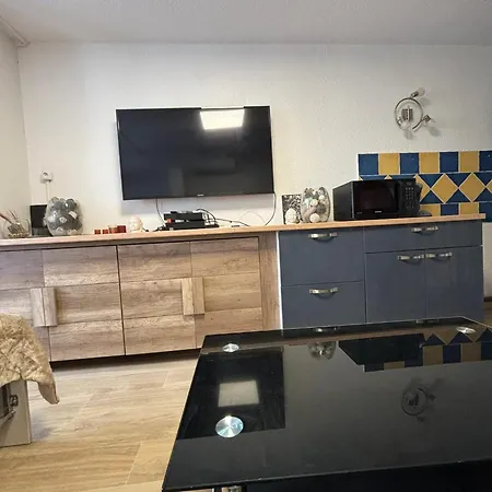 A Avec Piscine Commune - 30 M² * Фрежюс