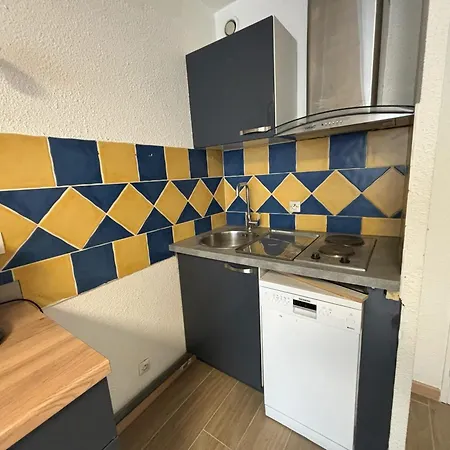 Апартаменты A Avec Piscine Commune - 30 M² Фрежюс