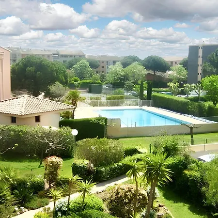 A Avec Piscine Commune - 30 M² Daire