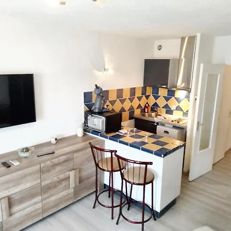 A Avec Piscine Commune - 30 M²